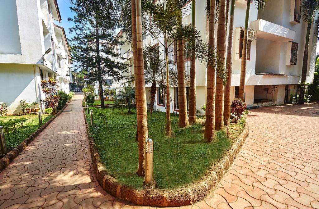 Hotel Sunkissed Plaza à Calangute Extérieur photo