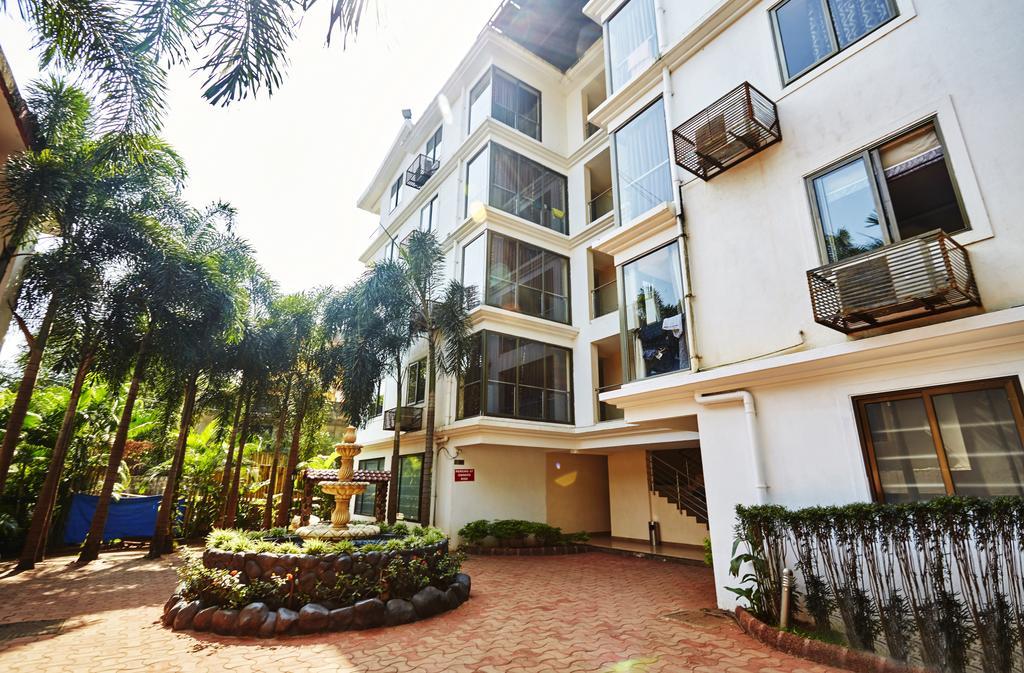 Hotel Sunkissed Plaza à Calangute Extérieur photo