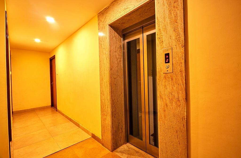 Hotel Sunkissed Plaza à Calangute Extérieur photo