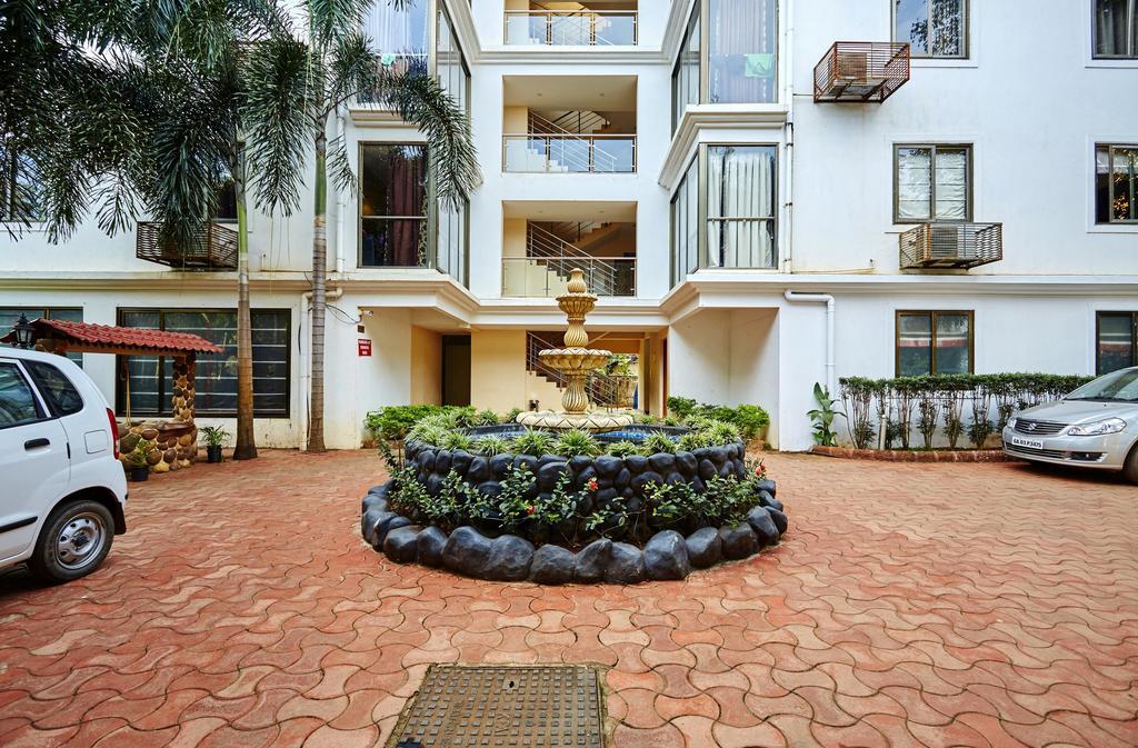 Hotel Sunkissed Plaza à Calangute Extérieur photo