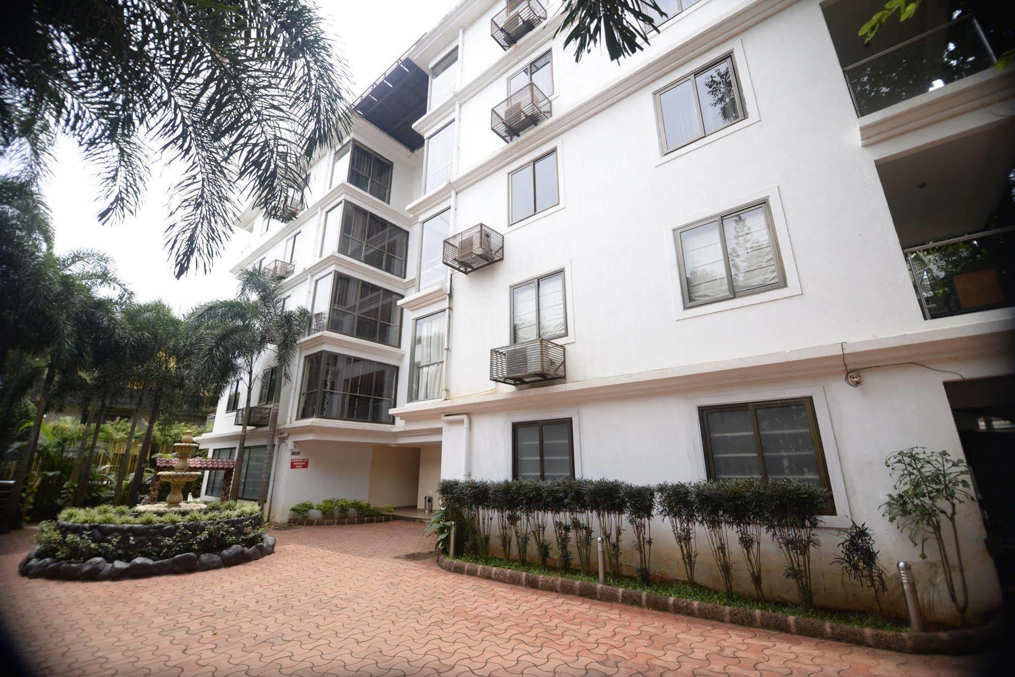 Hotel Sunkissed Plaza à Calangute Extérieur photo