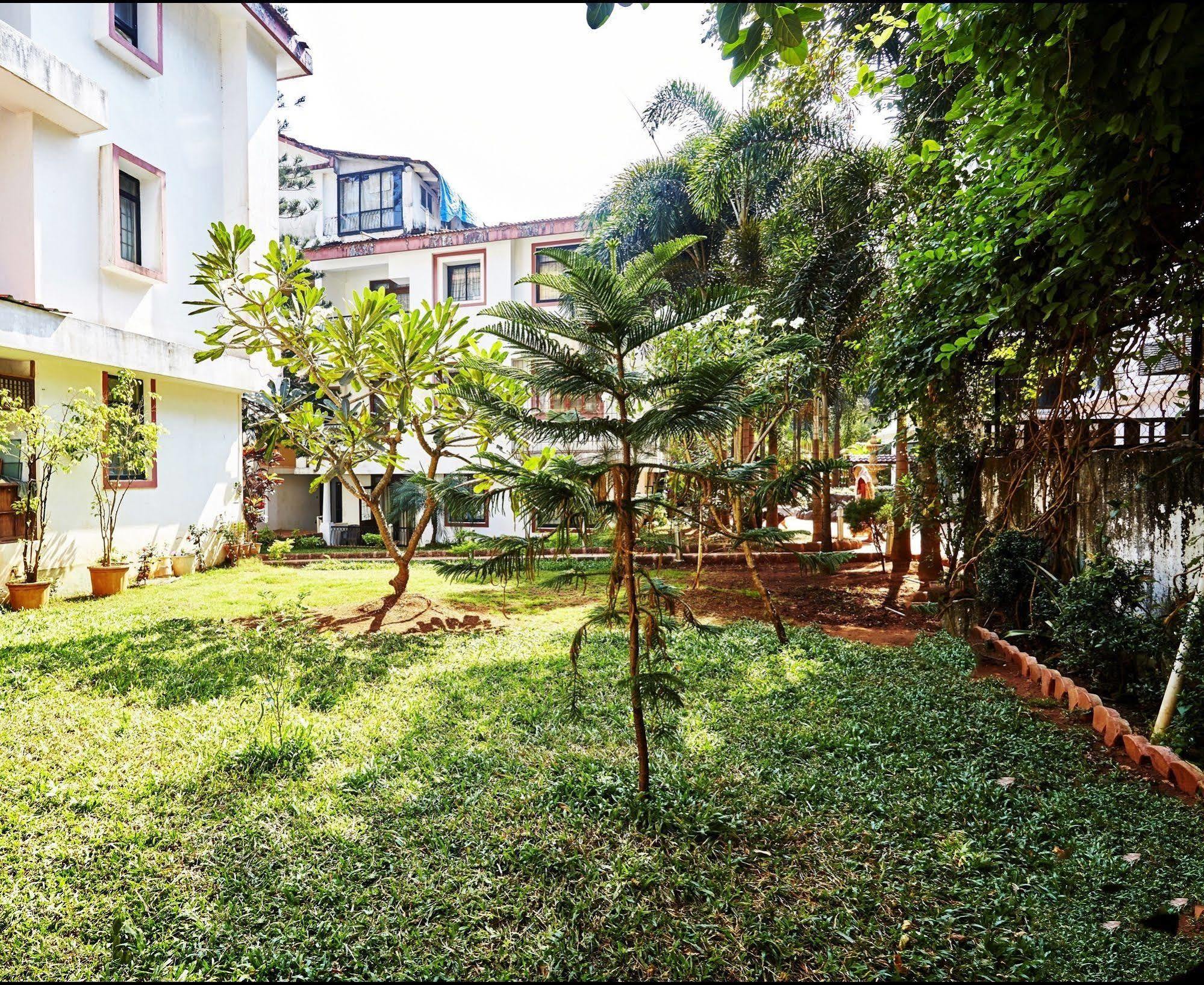 Hotel Sunkissed Plaza à Calangute Extérieur photo