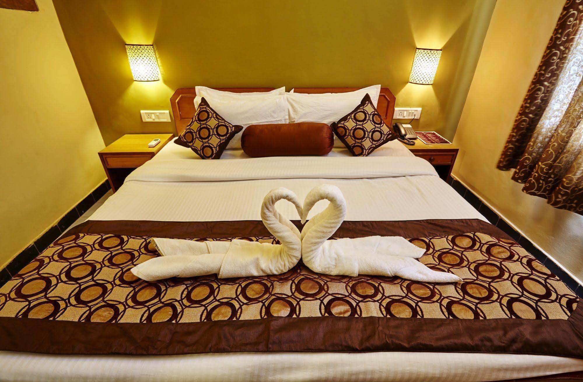 Hotel Sunkissed Plaza à Calangute Extérieur photo